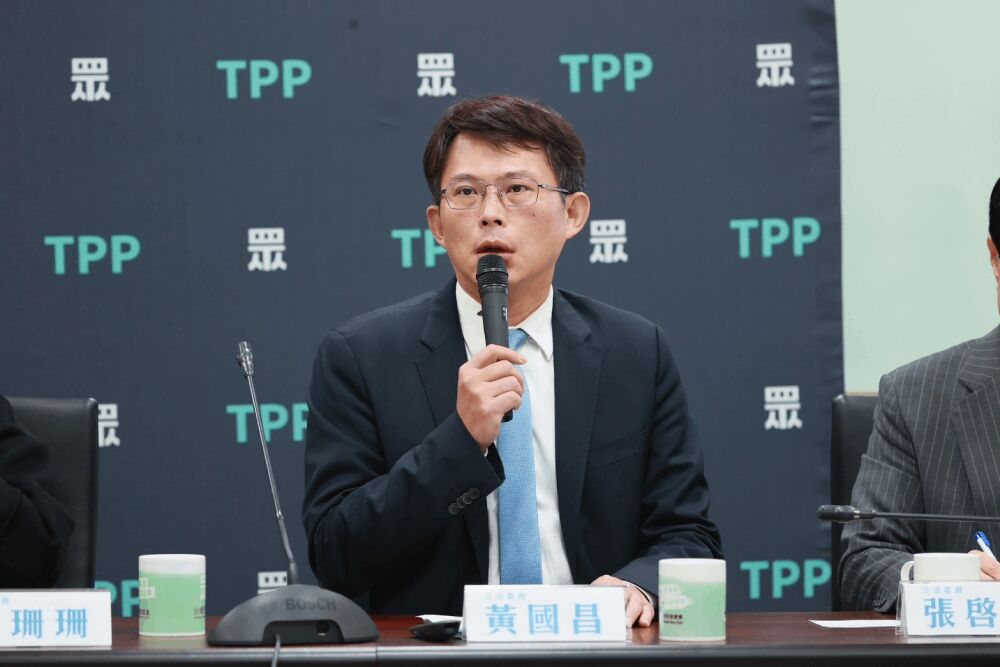 黃國昌疑用AI音檔質詢爆爭議　智權協會籲加速立法補漏洞