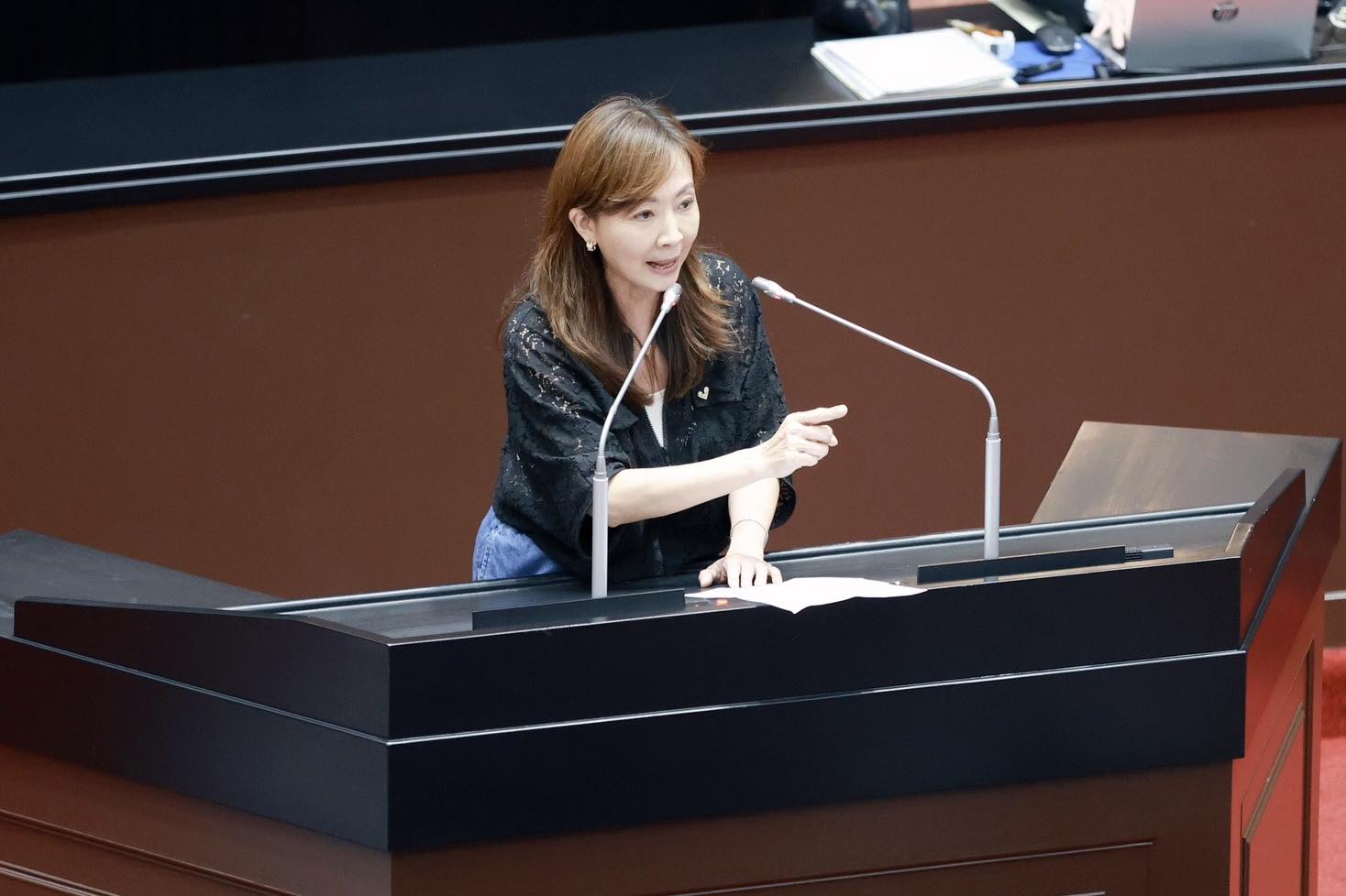 偷拍女性臀部警方卻稱難認違法　郭昱晴轟：非得拍內褲才算犯法嗎？