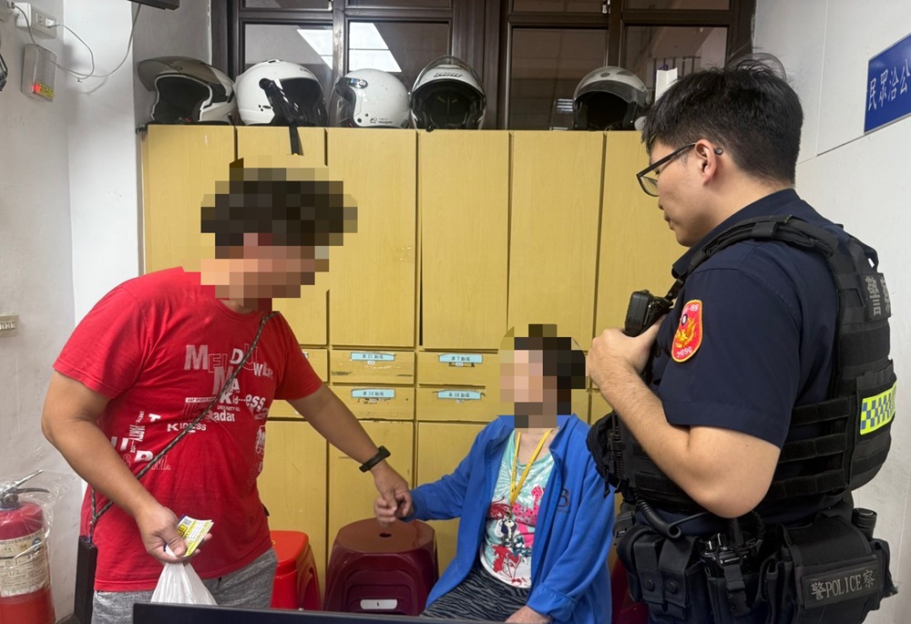 夜色迷途驚險一刻　基隆警暖心援助失智婦返家