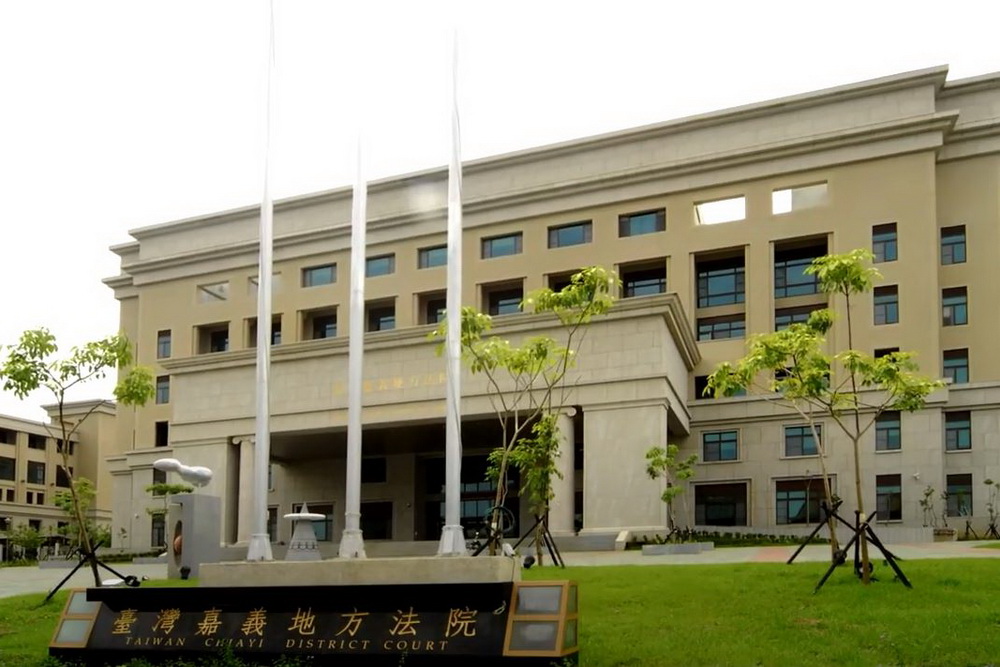 調查站副主任襲胸、摸臀女下屬　利用權勢猥褻判刑1年