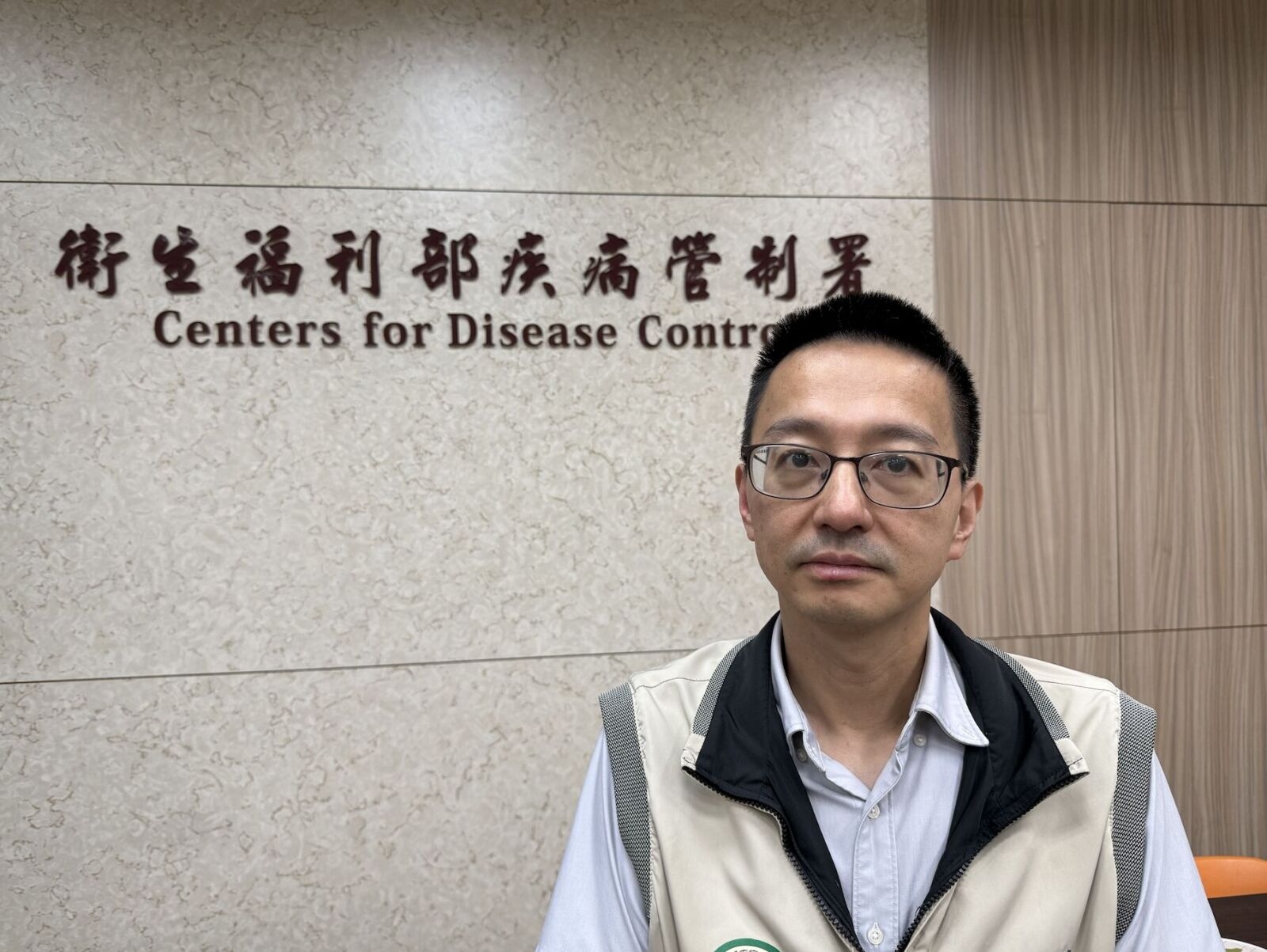 新冠疫苗打氣略降 羅一鈞：疫情進入「高原期」到8月初