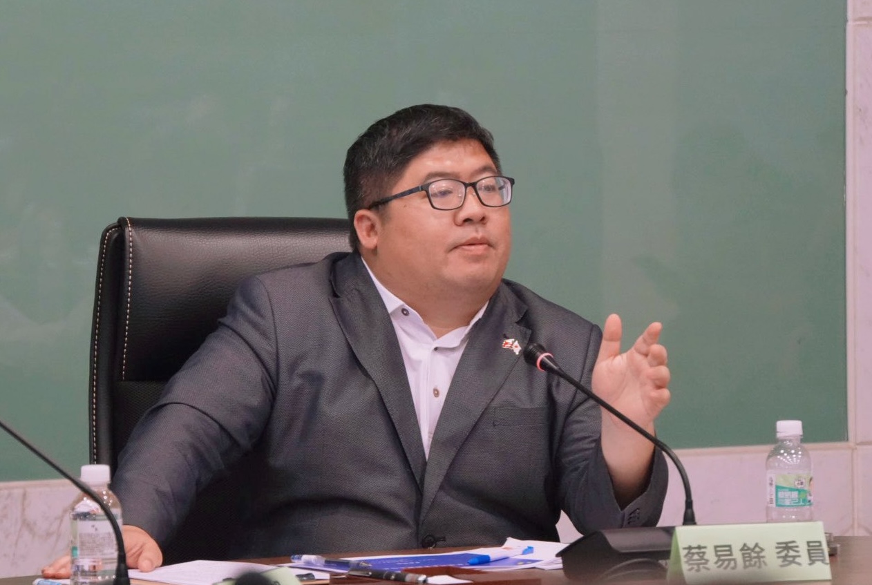 陳明文被烏龍爆料炒地皮　蔡易餘酸「太好笑」：地點隔座山