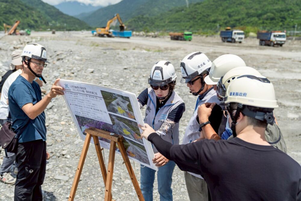 饒慶鈴視察南迴3處災修工程　指示強化河道疏濬整治