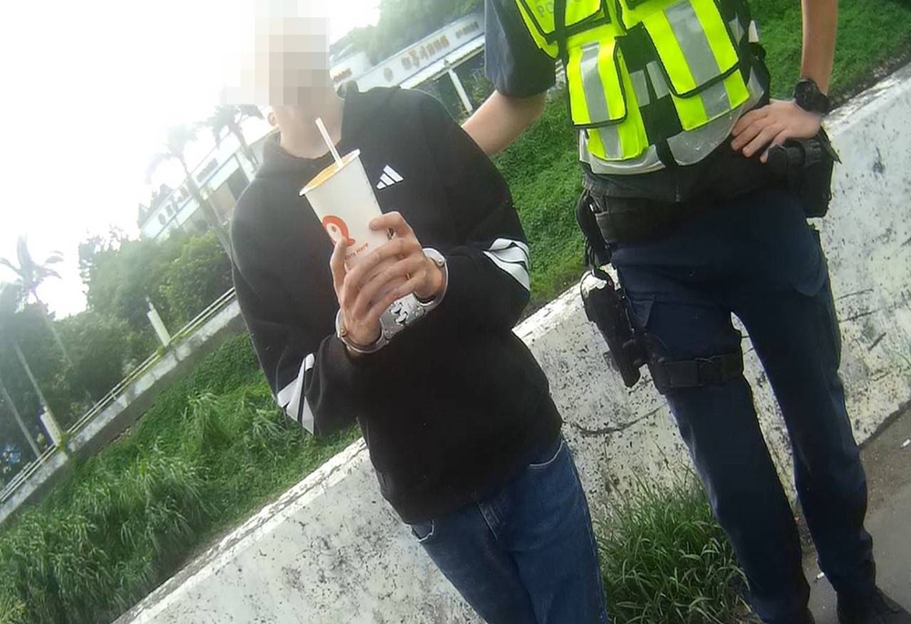 誤信投資群組百萬退休金全不見　老翁不甘心配合警方逮車手