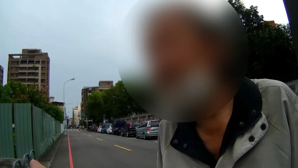 物理老師酒後騎單車遭攔查　對警察講解「Ek=12（mv2）」結果曝