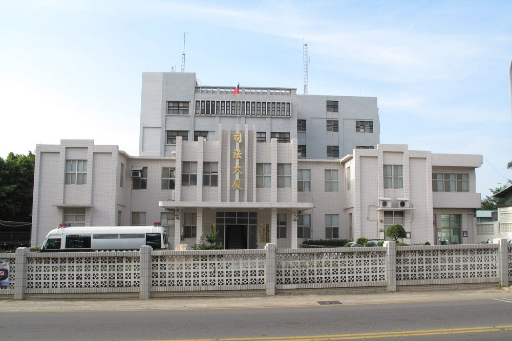 畢業女生遭體育狼師伸魔爪　終身不得任教並履行調解換緩刑