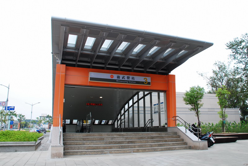 國小行政助理成高捷偷拍狼　檢警搜出4689個檔案共927G