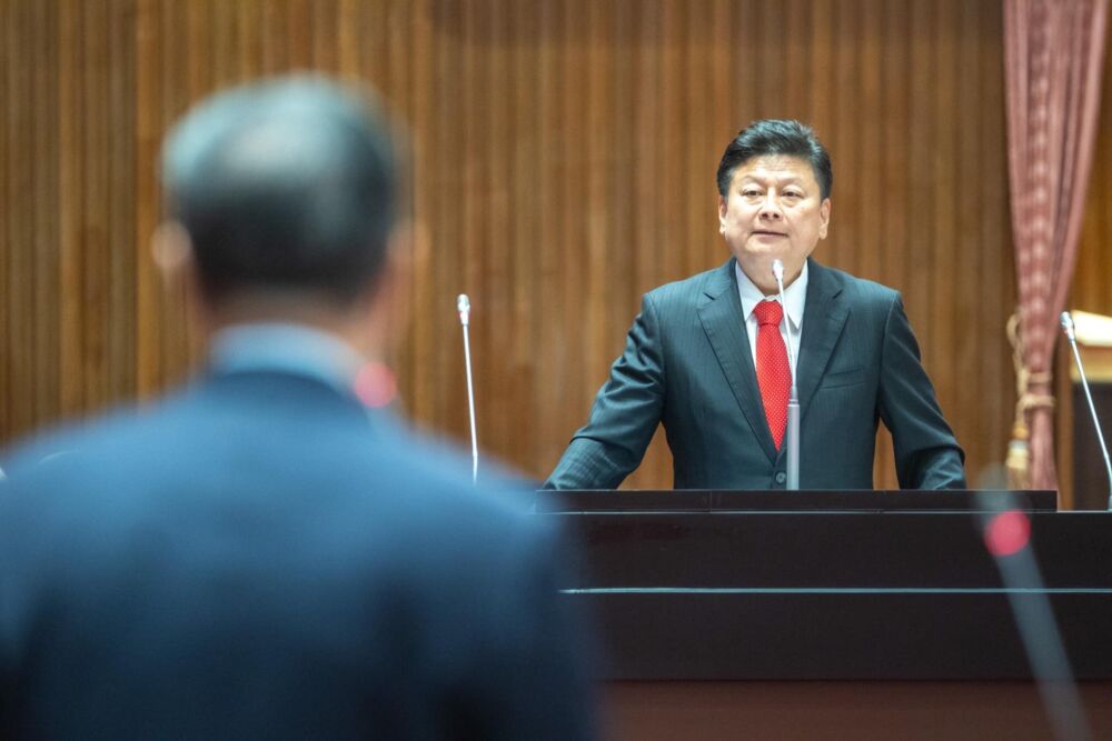 沈伯洋不滿今提告　傅崐萁反擊：歡迎到法院講清楚
