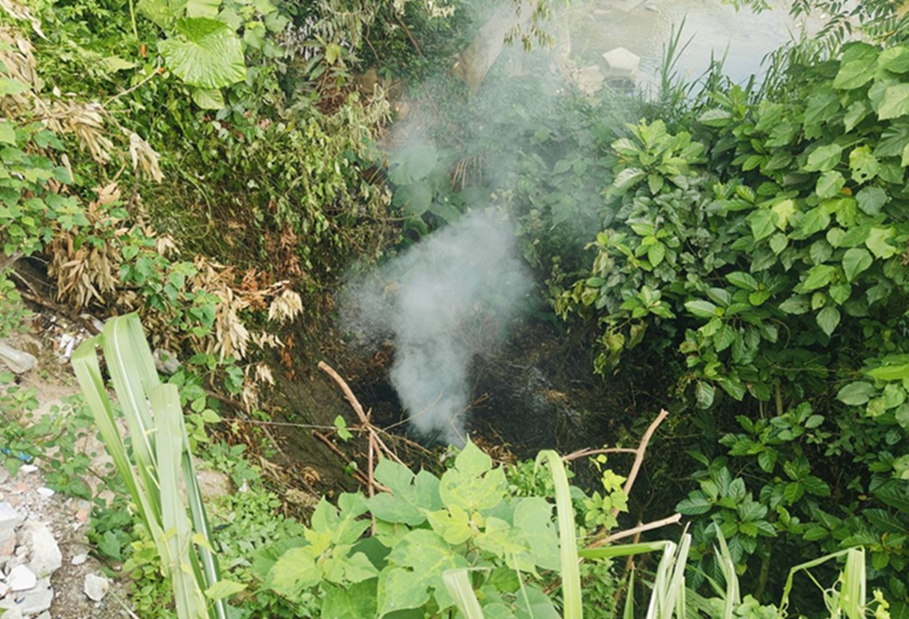 疑喝酒抽菸掉落邊坡　62歲男誤燃落葉70%燒燙傷身亡