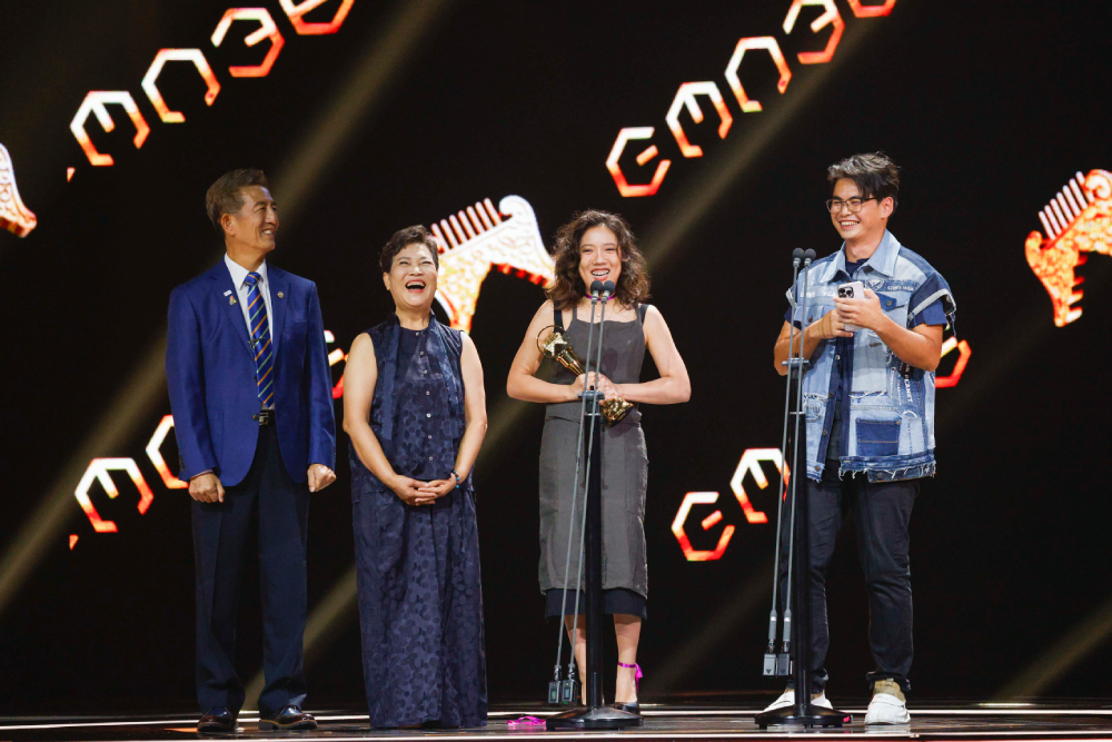 金曲36落幕：李竺芯首戰金曲橫掃三獎、someshiit 山姆奪最佳新人 寫下多元世代新篇章