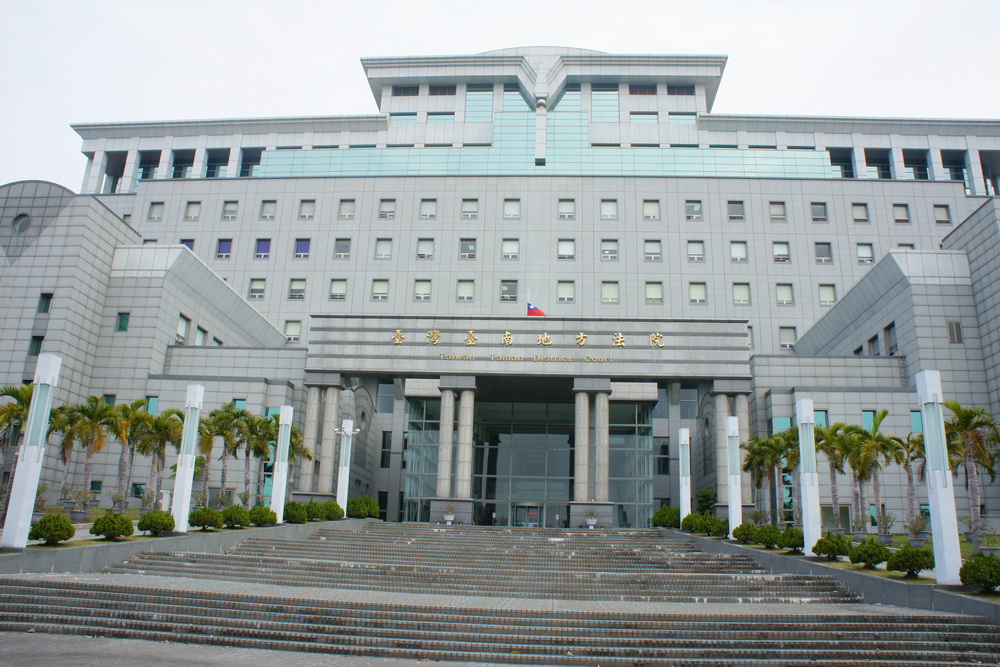 擷圖控王建民與前妻曖昧索賠吞敗　耳鼻喉科醫判賠150萬