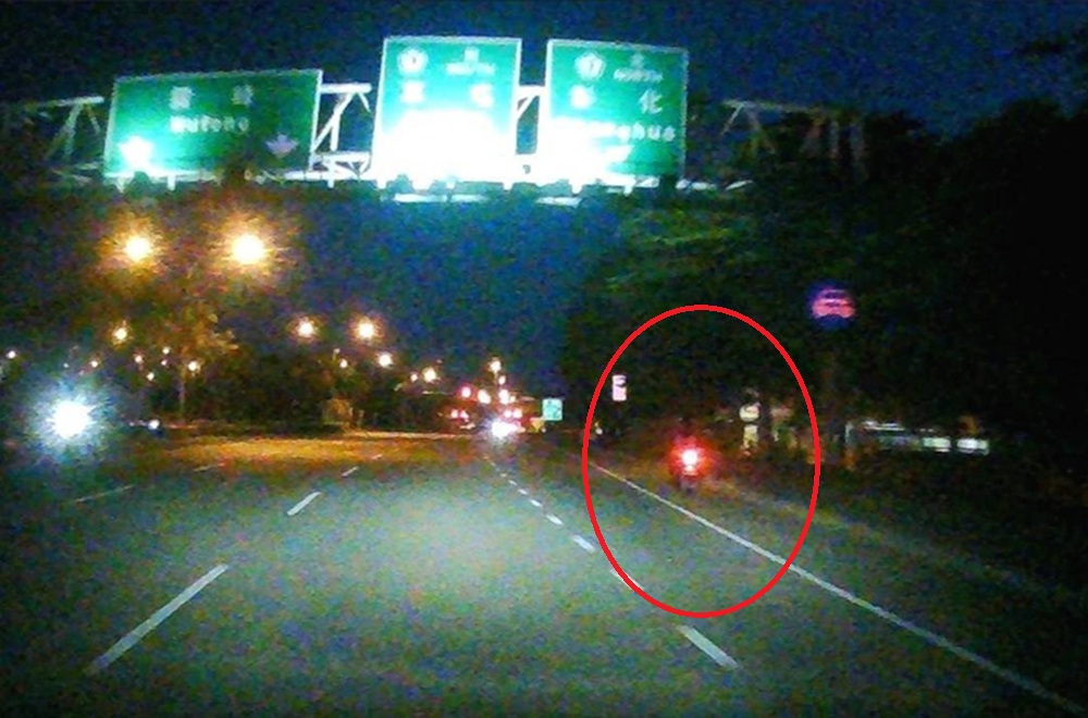 全是設定惹的禍　越南女移工騎機車險闖國道