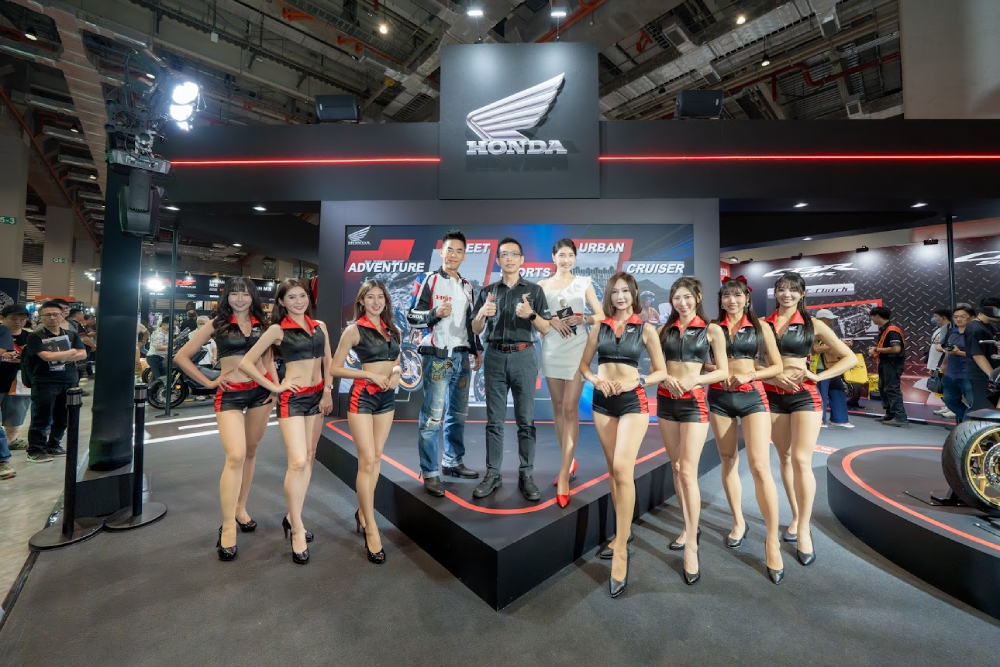 Honda CB1000 Hornet SP重機展亮相　柯有倫驚喜現身車迷瘋搶拍