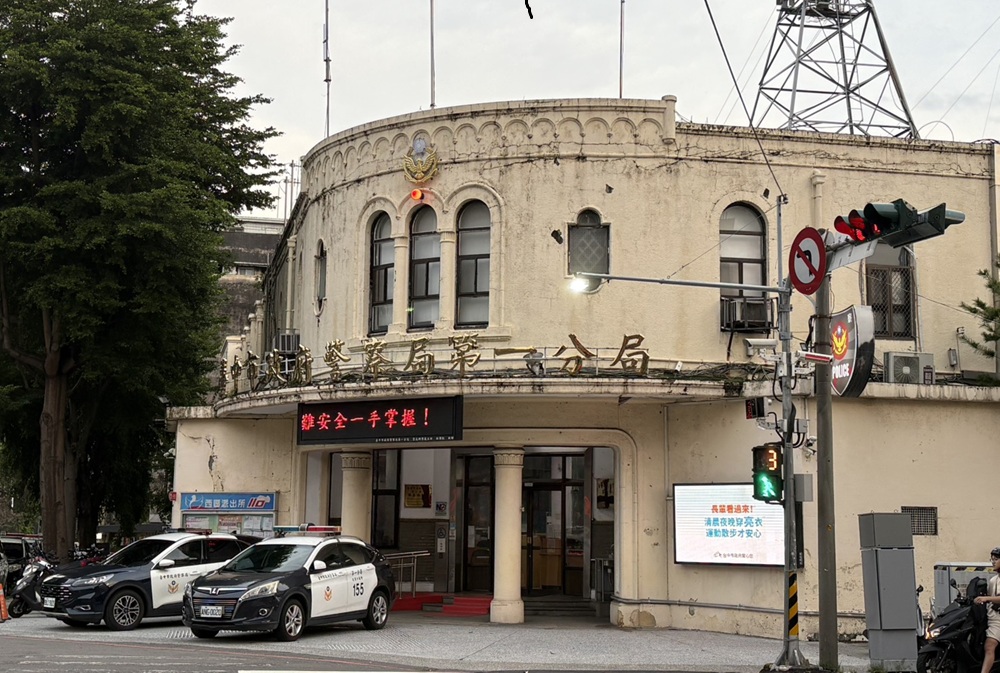 就是要賖帳　41歲女員工氣憤揮刀劃傷手臂