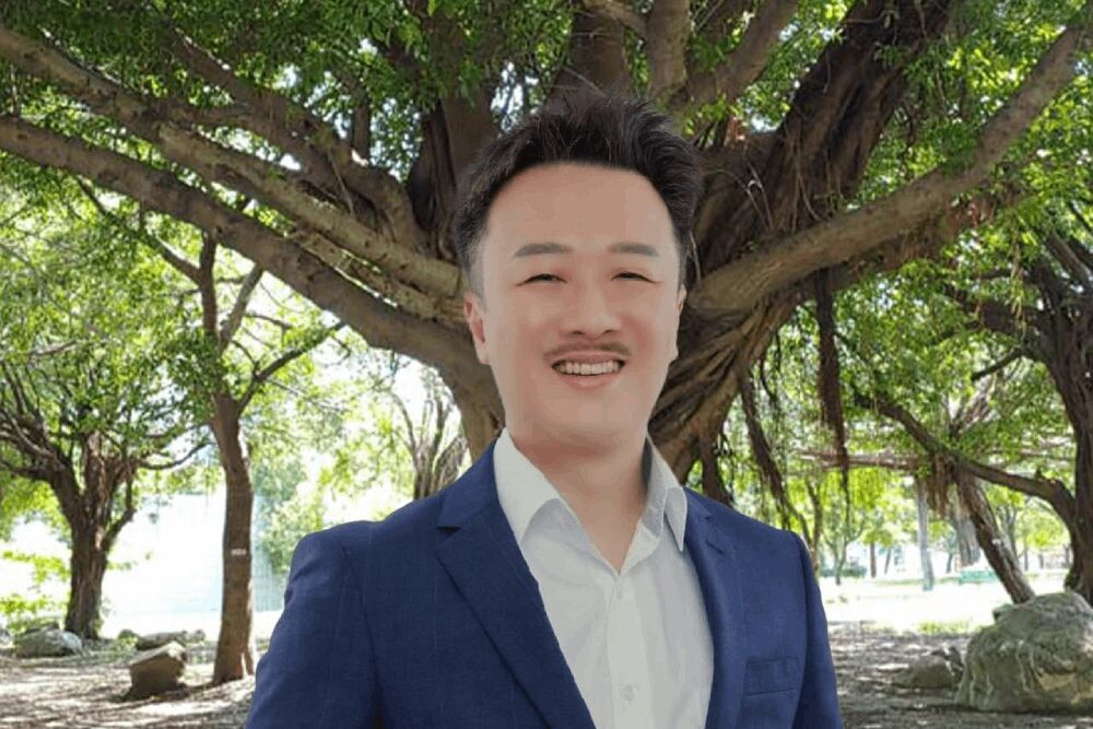 李正皓直球對決民眾黨　爆麥玉珍「老公外遇狗改不了吃屎」論文爭議