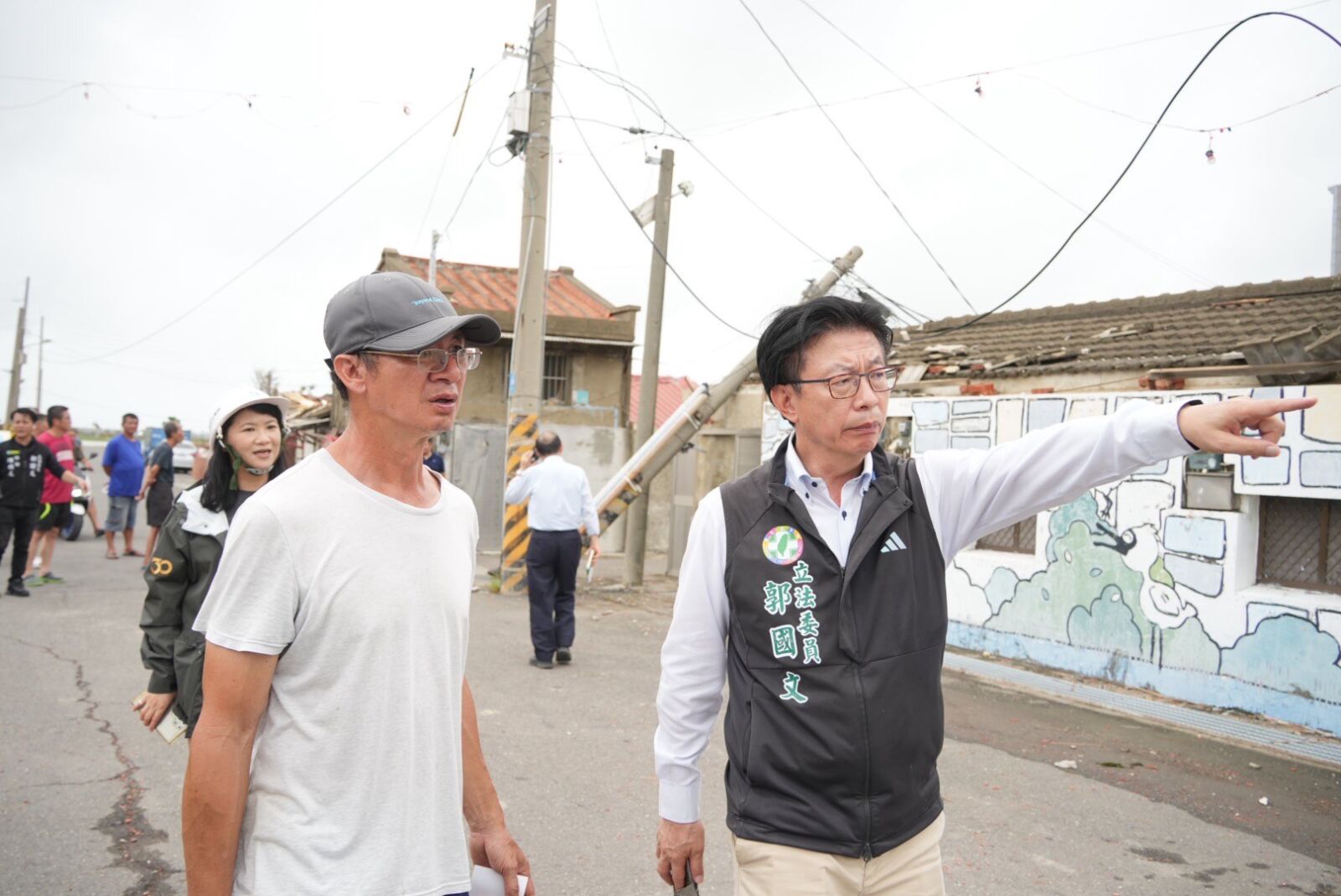 郭國文協調今晚6點前恢復七股頂山通訊　建議數發部輔導增設低軌衛星