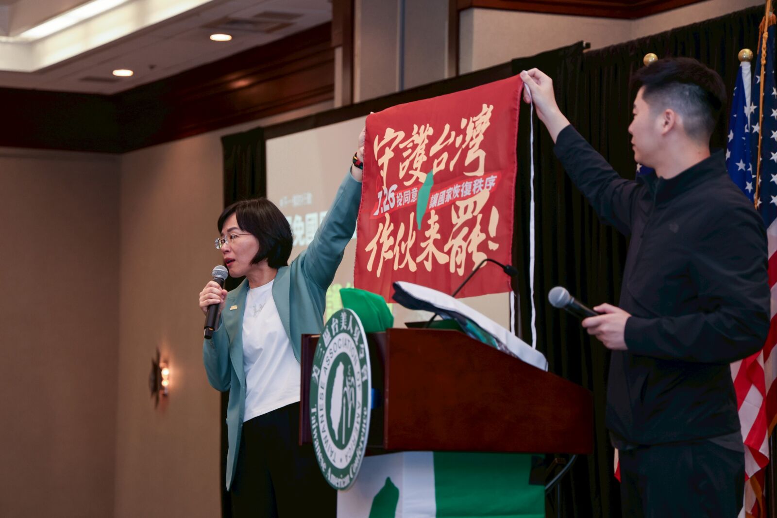 赴美報告國情挺民主　蘇巧慧轟國會亂象籲海外台人挺罷免