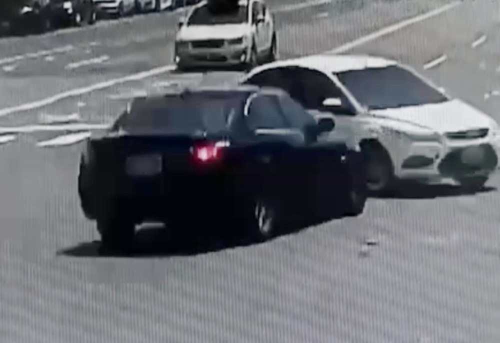 神情可疑藏不住　岡山警車禍現場眼尖逮「2條通」通緝犯