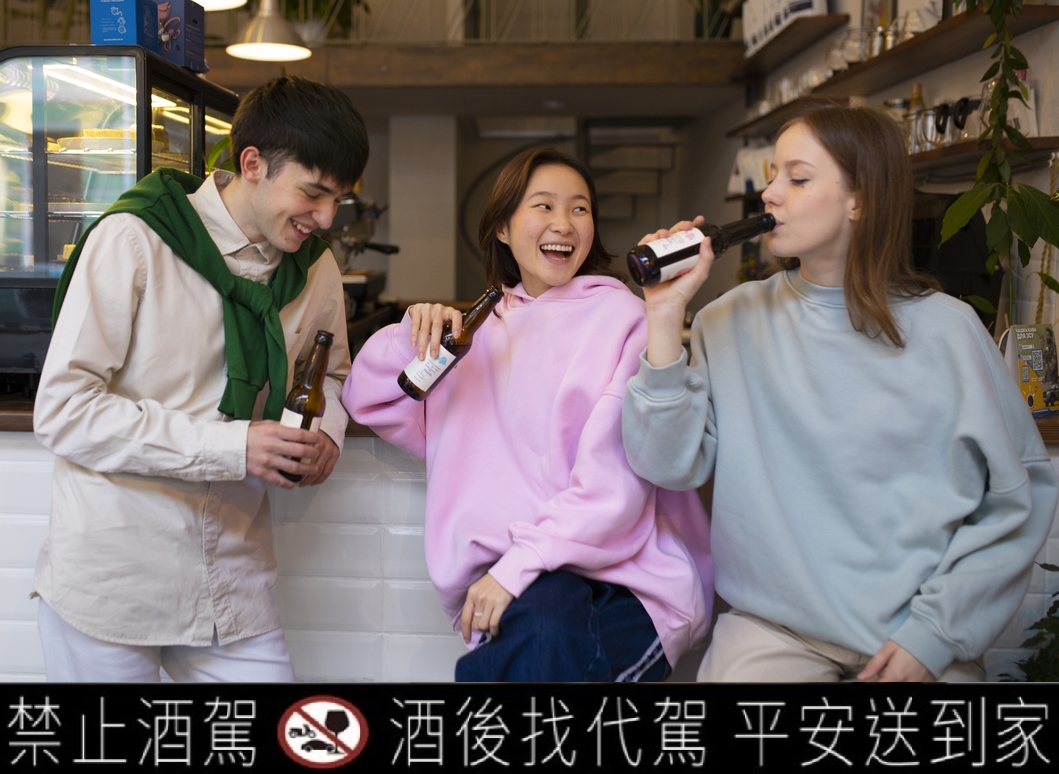 【臺灣調查網】全球民調／美國　飲酒21歲太晚？41%美國人希望降至18歲