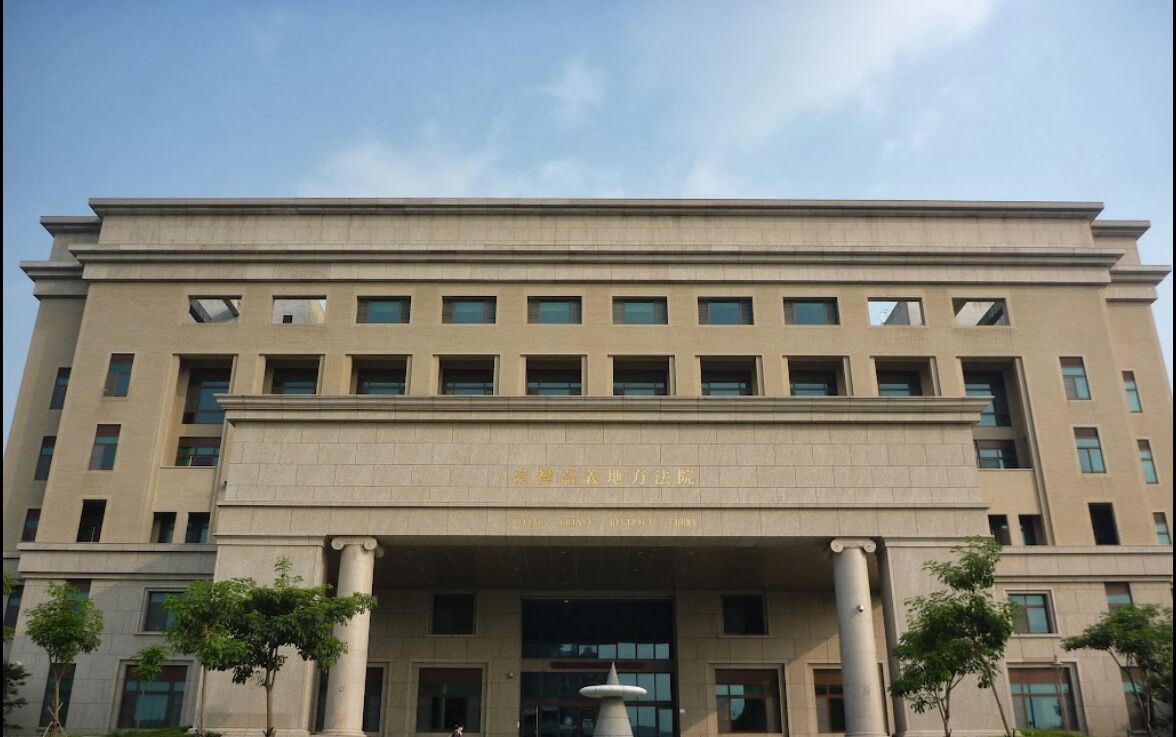 停車場見妙齡女彎腰起邪念　硬來嗆「妳給我惦惦」