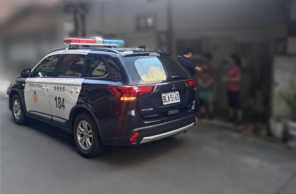假交友恐嚇吃飯交保證金　警霸氣嗆不要騷擾台灣人