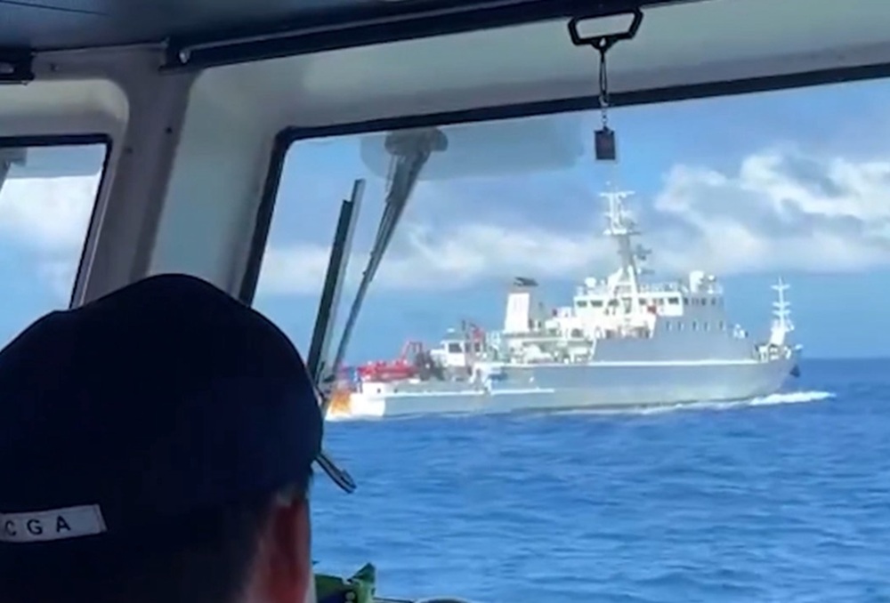 2中國科研船闖入我國水域　海巡艦強勢驅離迫使轉向