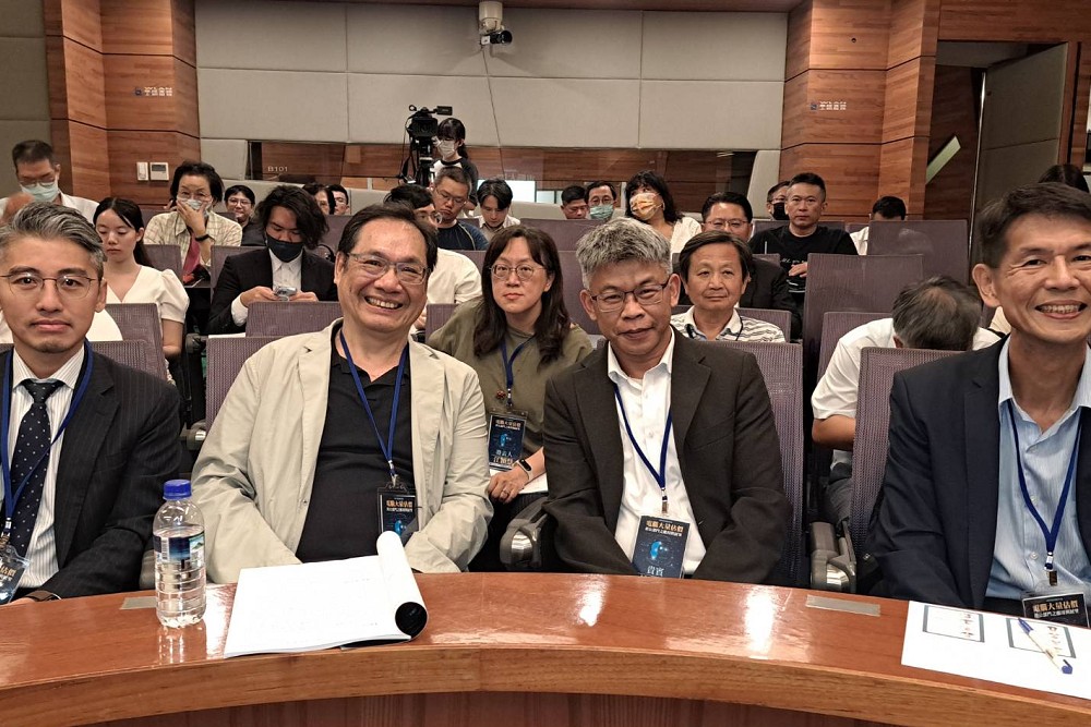 推動AI導入地價評估「人機整合」　政大不動產中心邀請產官學界舉辦論壇