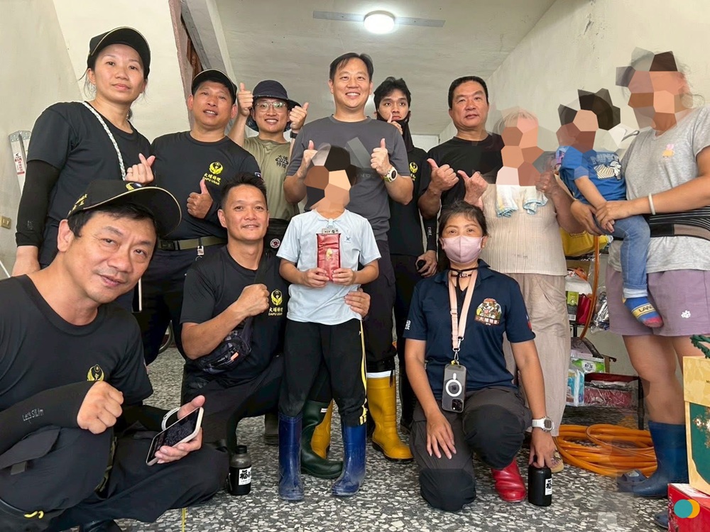 花蓮光復阿嬤堅強撐家計　新北特搜隊員跨縣再送暖
