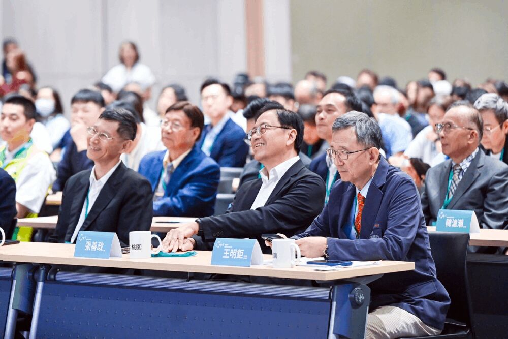 出席桃園航空城論壇推AI　張善政：打造國際智慧城市新典範