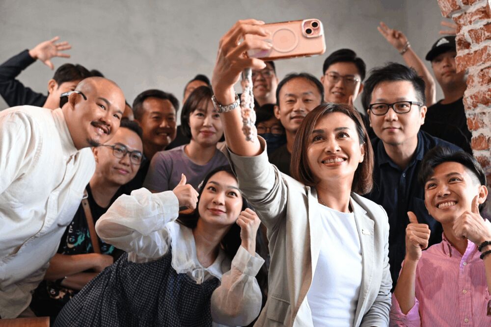 邱議瑩與青年對談高雄願景　直播主阿美讚是最能接棒陳其邁人選