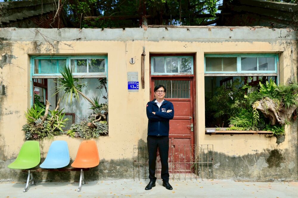 高雄緯六路拓寬完工　陳其邁視察：眷村改建新典範