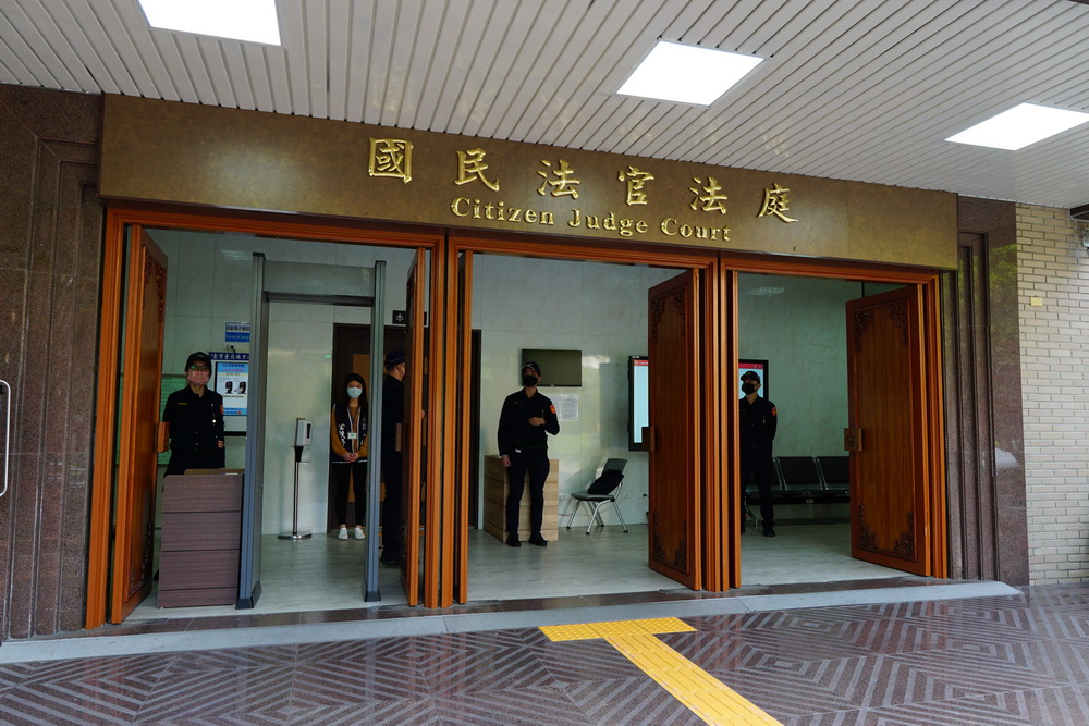 家庭起口角溺死2女　陸配母判刑16年半