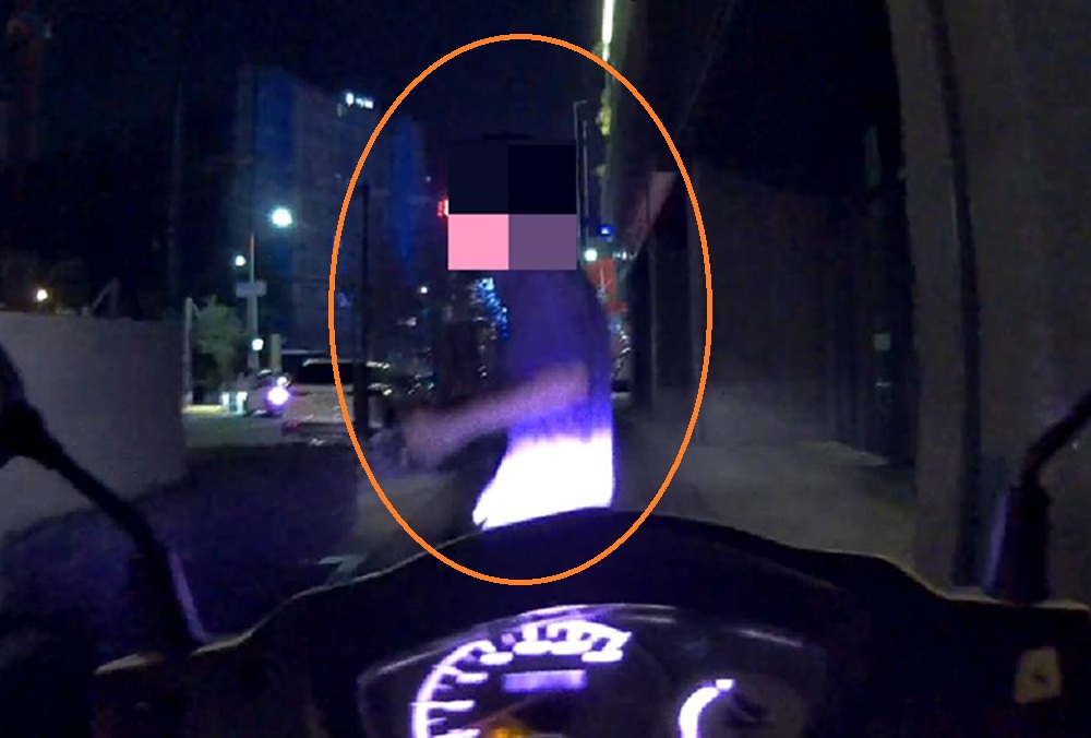 回馬槍再盤查　23歲違停男心虛拔腿就跑搜出毒品