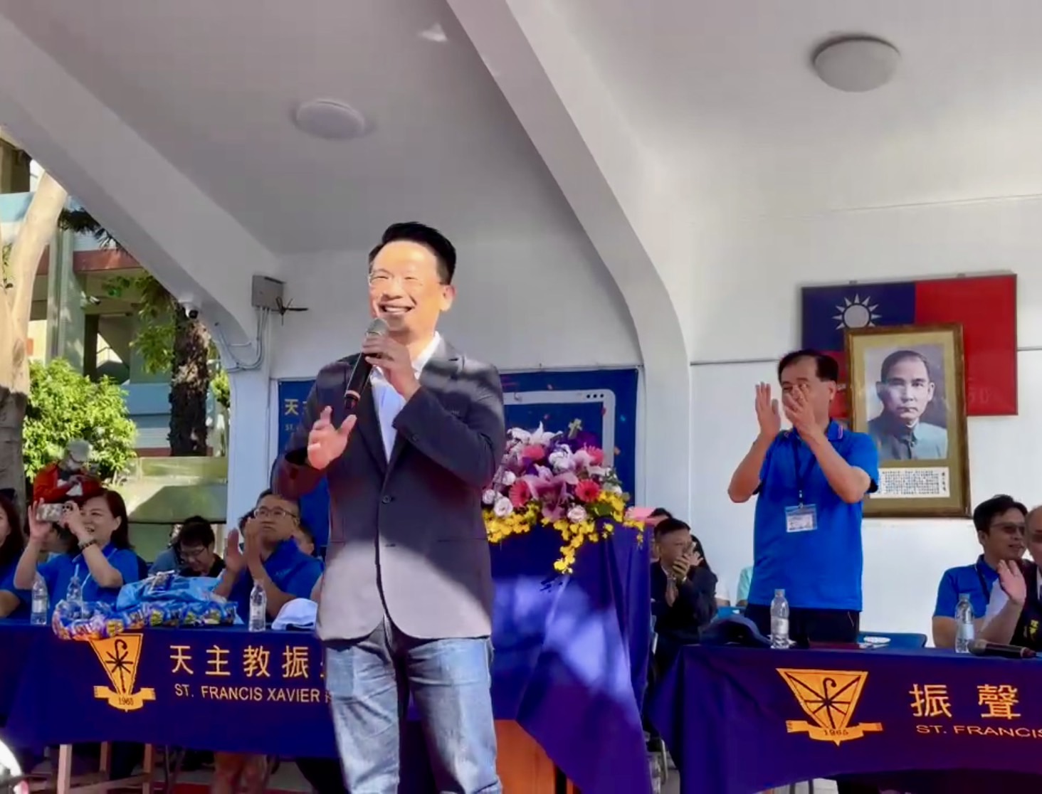 蘇俊賓回母校慶60週年　勉勵學弟妹「未來讓振聲以你們為榮」