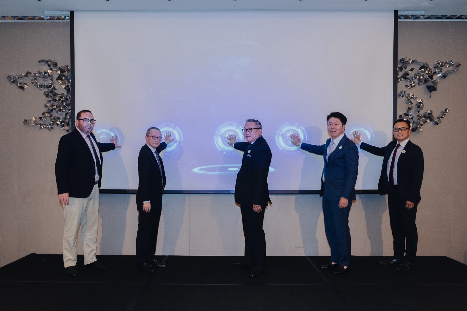 JD Club佳德會台北揭幕　金融「三劍俠」攜手打造國際資源與智富平台