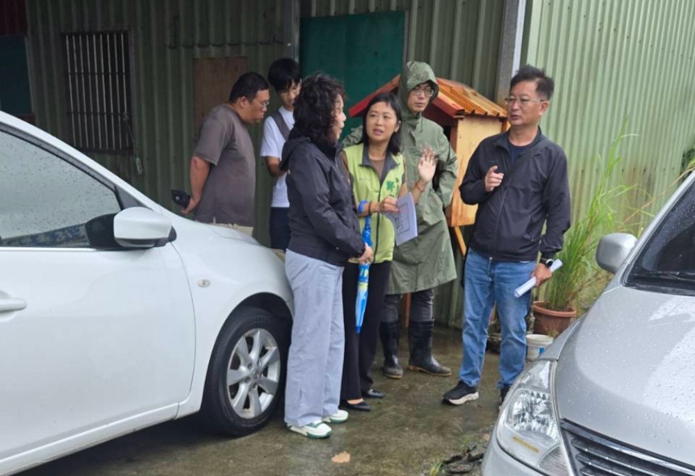 立院刪預算影響三芝人行道改善計畫　鄭宇恩催市府優先整平側溝