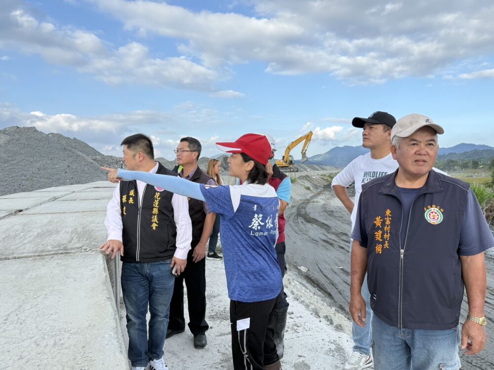 光復堰塞湖潰壩泥沙淤積4大野溪　張峻、蔡依靜會勘掌握現況盼速整治