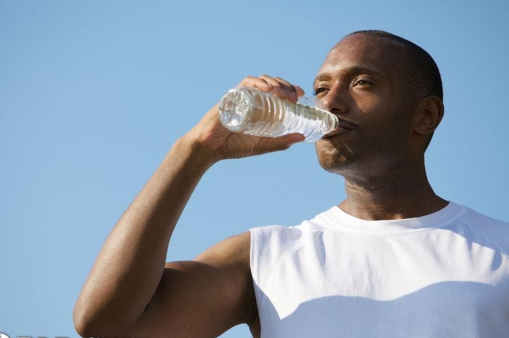 口渴不是好指標　營養師解析補水3關鍵