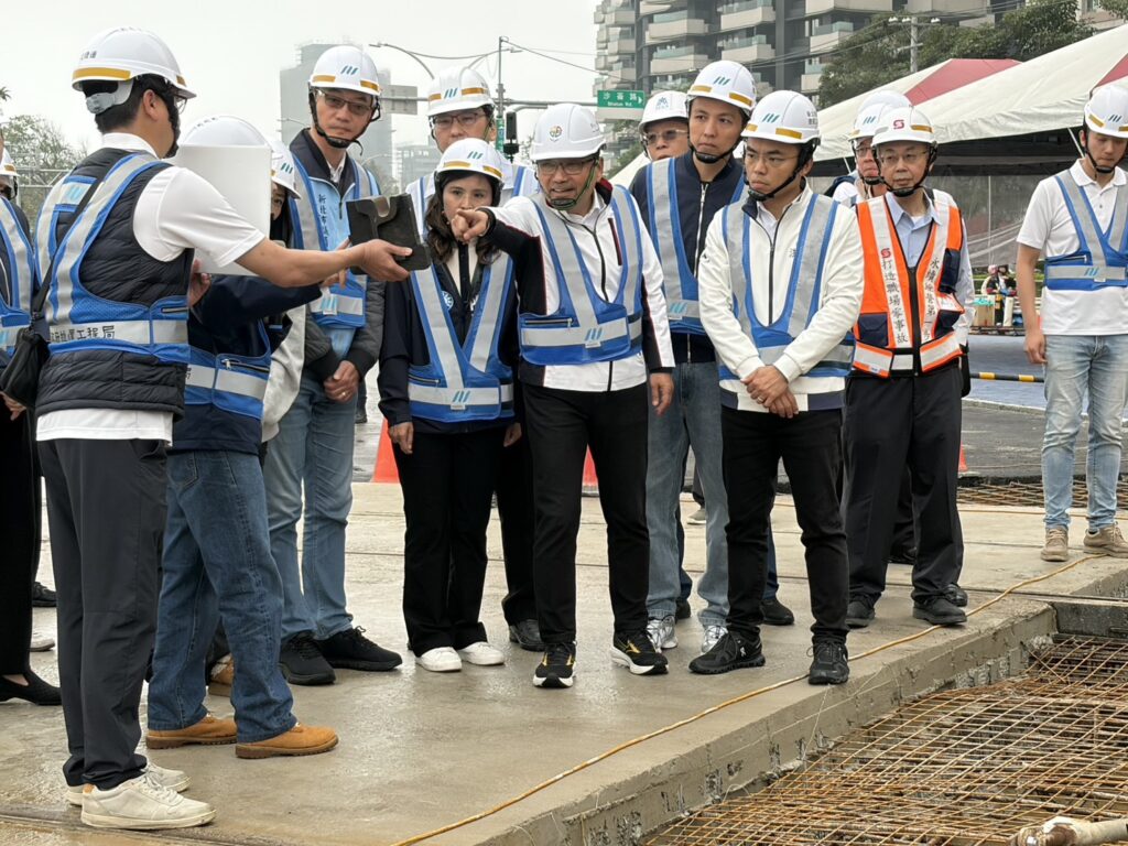 淡海線二期先期工程 無縫銜接淡江大橋 侯友宜:打造關鍵交通動脈
