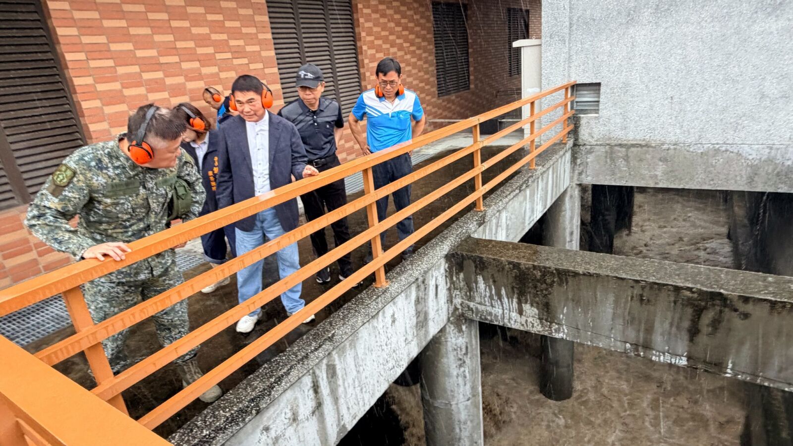 苗栗縣府攜手公所加速救助　拍板淹水補助最高2萬元