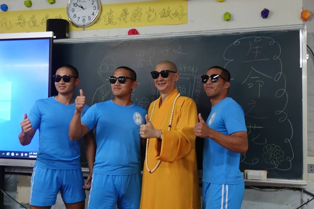 生命之花走進敦品高中　以藝術與佛法陪伴年輕生命重啟方向