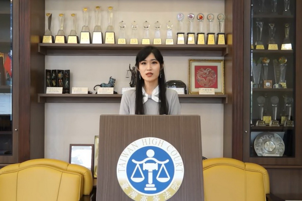 勞動部分署長貪污案　謝宜容二審維持刑度　改判褫奪公權2年