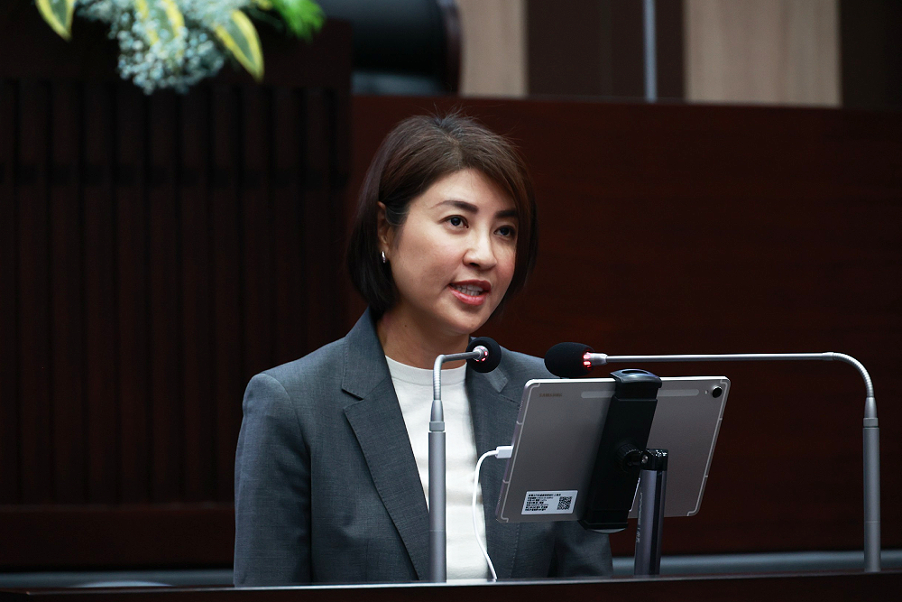 赴南投議會報告施政成果　許淑華釋一利多逾10萬名長輩受惠