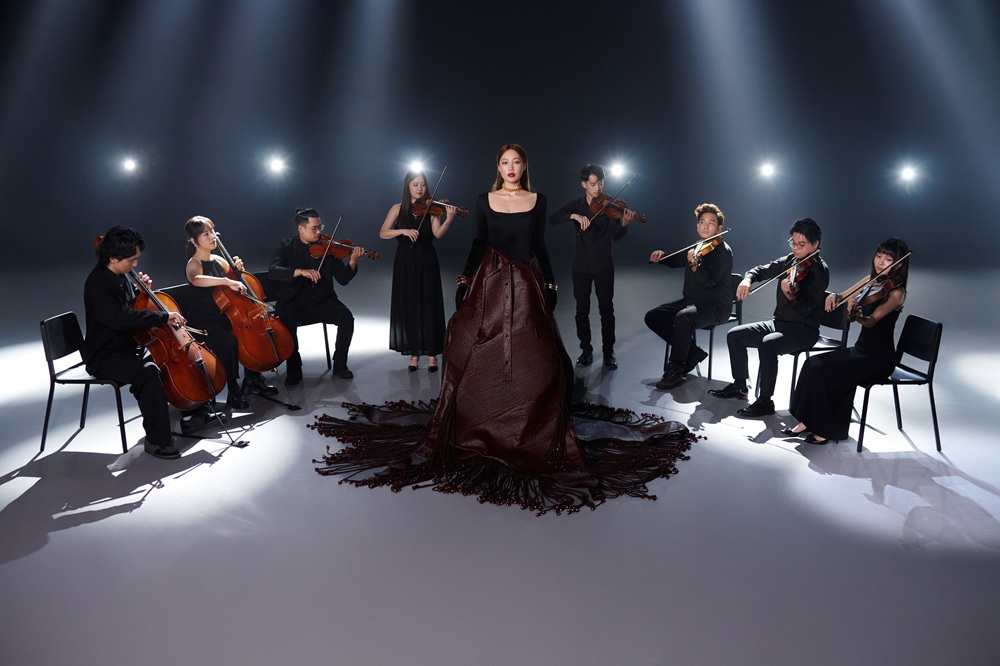 20週年巡演　金曲歌后A-Lin主題曲〈繞路〉MV 擁3金華麗卡司