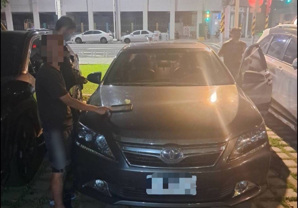 停車場來回拉動車門　深夜巡邏警眼尖查獲竊嫌