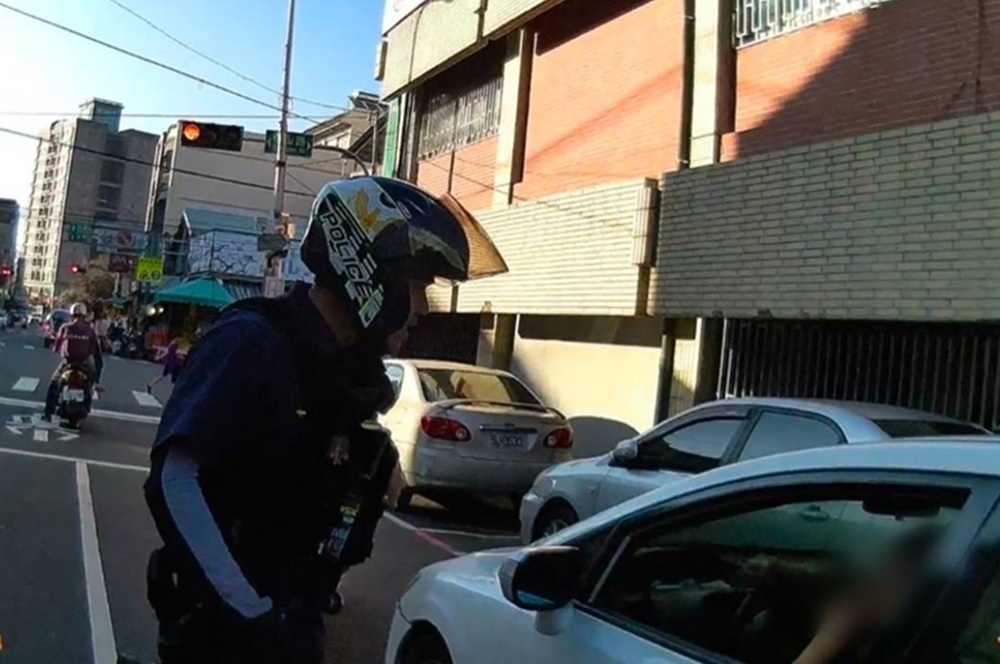 警攔查未繫安全帶　唾液快篩意外揪45歲男涉毒駕