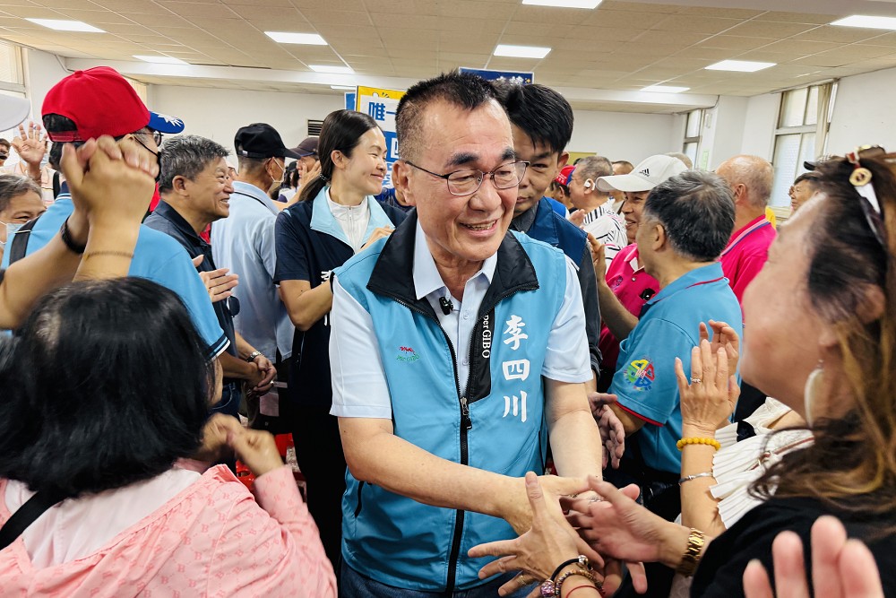 感嘆8年前後與侯友宜同遭對手抹黑　李四川：履歷寫在新北29區道路與橋樑上