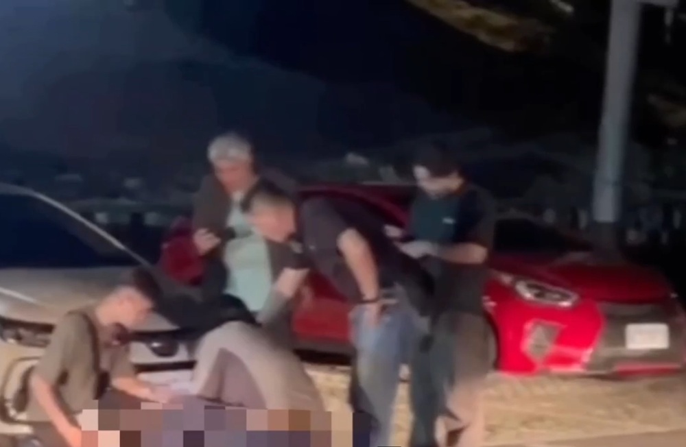 汽車小蜜蜂隨叫隨到　警逮2男女查獲行動毒品餐車