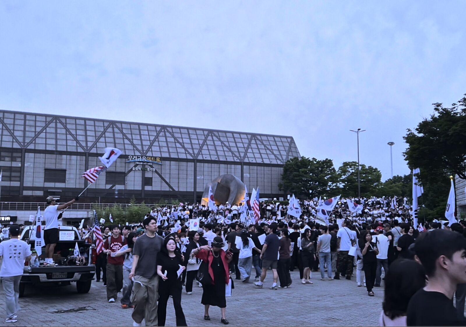【選務反思2-1】南韓「選票短缺」餘波蕩漾　「當日、紙本、人工計票」聲浪高漲