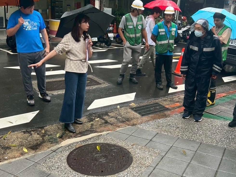 強降雨致泥沙沖入民宅　許淑華將再會勘籲評估設置擋水牆